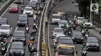 Kebijakan ganjil genap Jakarta seperti yang sebelumnya, tidak berlaku di akhir pekan seperti hari ini, Sabtu (13/7/2024). (merdeka.com/Iqbal S. Nugroho)