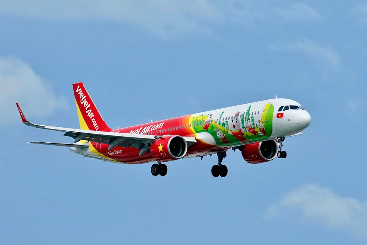 Vietjet Mulai Gunakan Bahan Bakar Penerbangan Berkelanjutan di Rute Internasional, Maskapai Indonesia Kapan?
