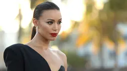 Ilfenesh Hadera saat menghadiri acara premiere film 'Baywatch' di Miami, Florida, AS (13/5). Ilfenesh berperan sebagai Stephanie Holden. Karakter Holden juga pernah muncul di serial aslinya, diperankan Alexandra Paul. (Photo by Omar Vega/Invision/AP)