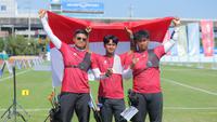 Foto: Panahan Beregu Putra Gemilang, Tambah Koleksi Emas Indonesia di SEA Games 2025