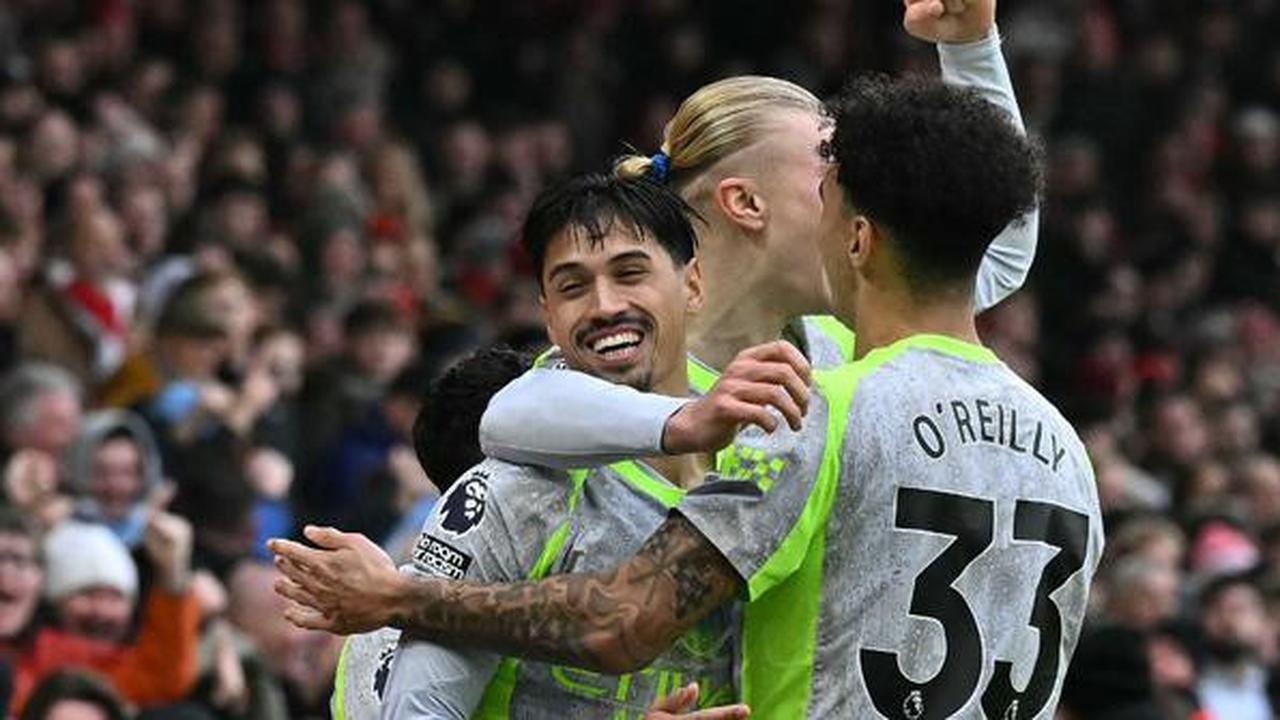 Man City Menang, Pep Guardiola Malah Angkat Topi untuk Nottingham Forest
