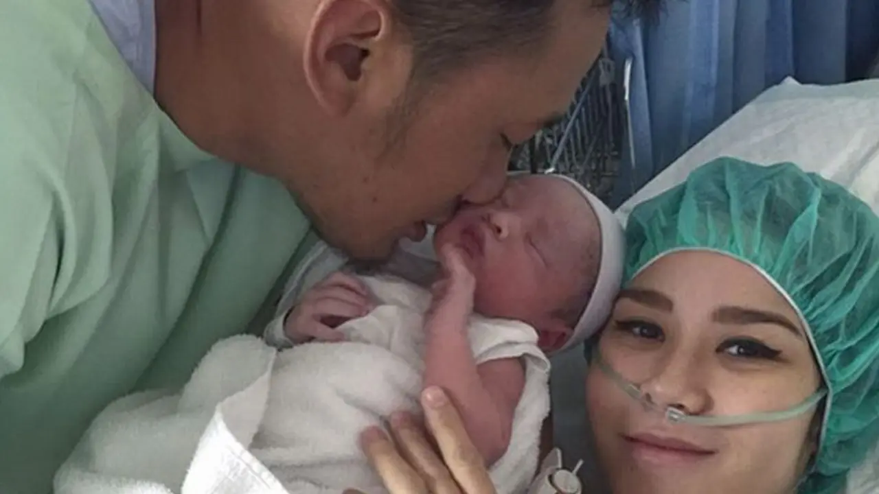 Zaskia Mecca dan Hanung Bramantyo (Instagram)