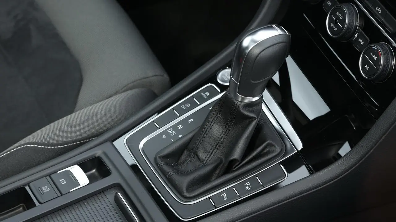 VW Hentikan Produksi Transmisi 10 Percepatan