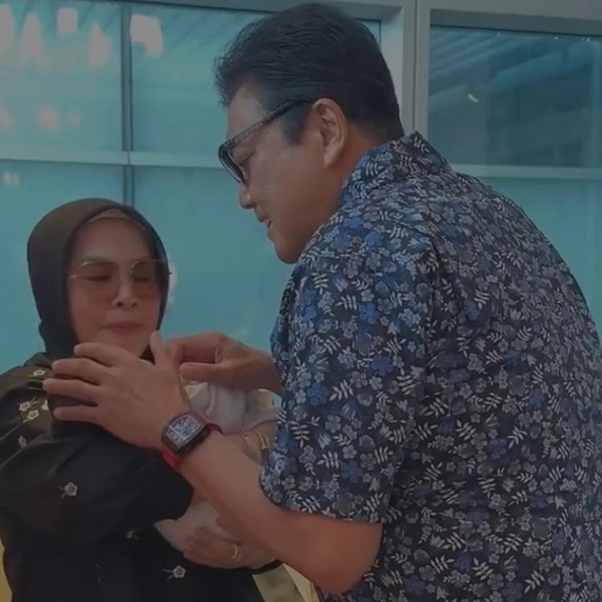 Unggah Momen Lahiran, Ini Sosok Rosano Barack Mertua Syahrini yang Tampak dalam Video