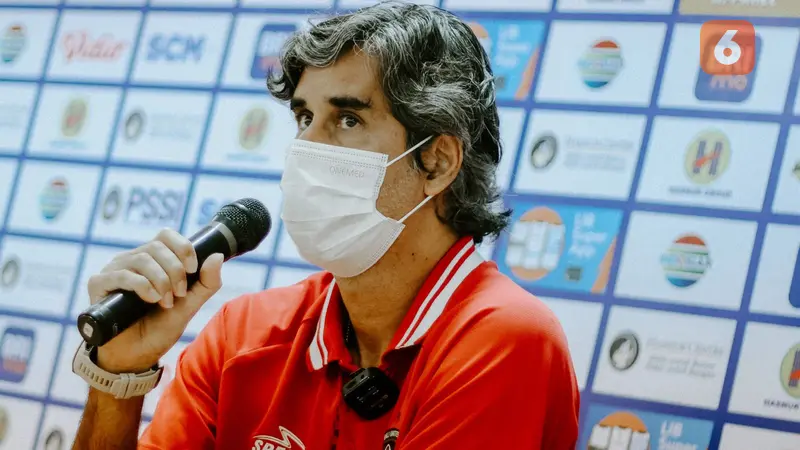 Pelatih Bali United FC Stefano Cuggura Jelang Menghadapi Barito Putera