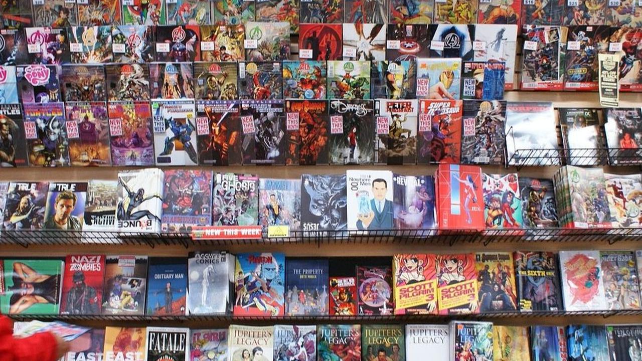 Contoh Komik Lucu dan Populer