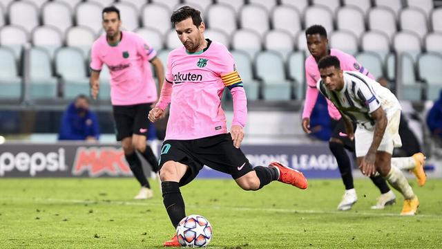 FOTO: Barcelona Pecundangi Juventus di Allianz Stadium