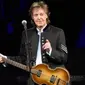 Lagu baru Paul McCartney disebut menyindir pernyataan Presiden Amerika Serikat Donald Trump. (AP Photo)