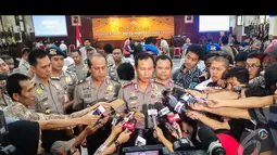 Sutarman merasa bersalah karena sering ditelepon maupun di sms oleh wartawan tidak langsung dibalas, Jakarta, Jumat (8/8/2014) (Liputan6.com/Faizal Fanani)