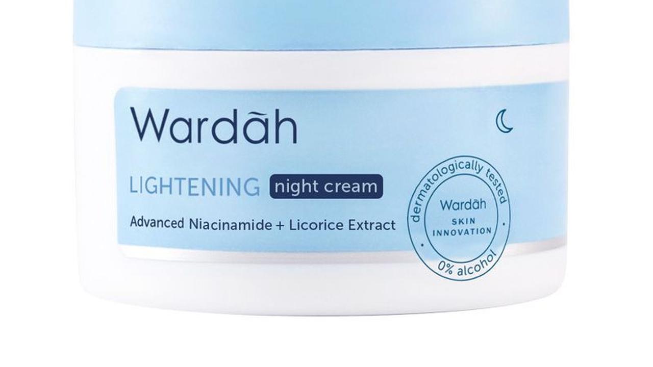 1. Wardah Lightening Night Cream: Tekstur Ringan dengan Manfaat Mencerahkan