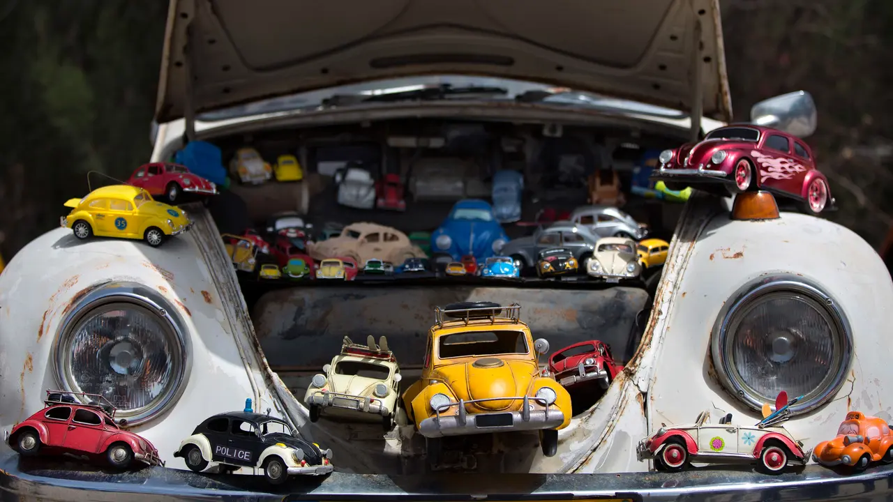 Ratusan Mobil VW Kodok Dipamerkan dalam Ajang Pertemuan Beetle Club
