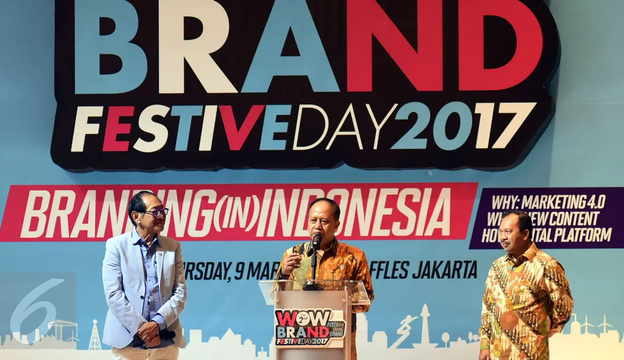 Menristekdikti Muhammad Nasir memberikan sambutan dalam acara The 2nd WOW Brand Festive Day 2017 di Jakarta, Kamis (9/3). Event ini diadakan dalam rangka memberikan pemaparan mengenai fenomena branding terbaru di Indonesia. (Liputan6.com/ Johan Tallo)