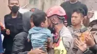 Azka, bocah berusia 4 tahun korban gempa Cianjur akhirnya ditemukan selamat meski sempat tertimbun reruntuhan gempa selama 3 hari 2 malam. (Liputan6.com/ Ist)