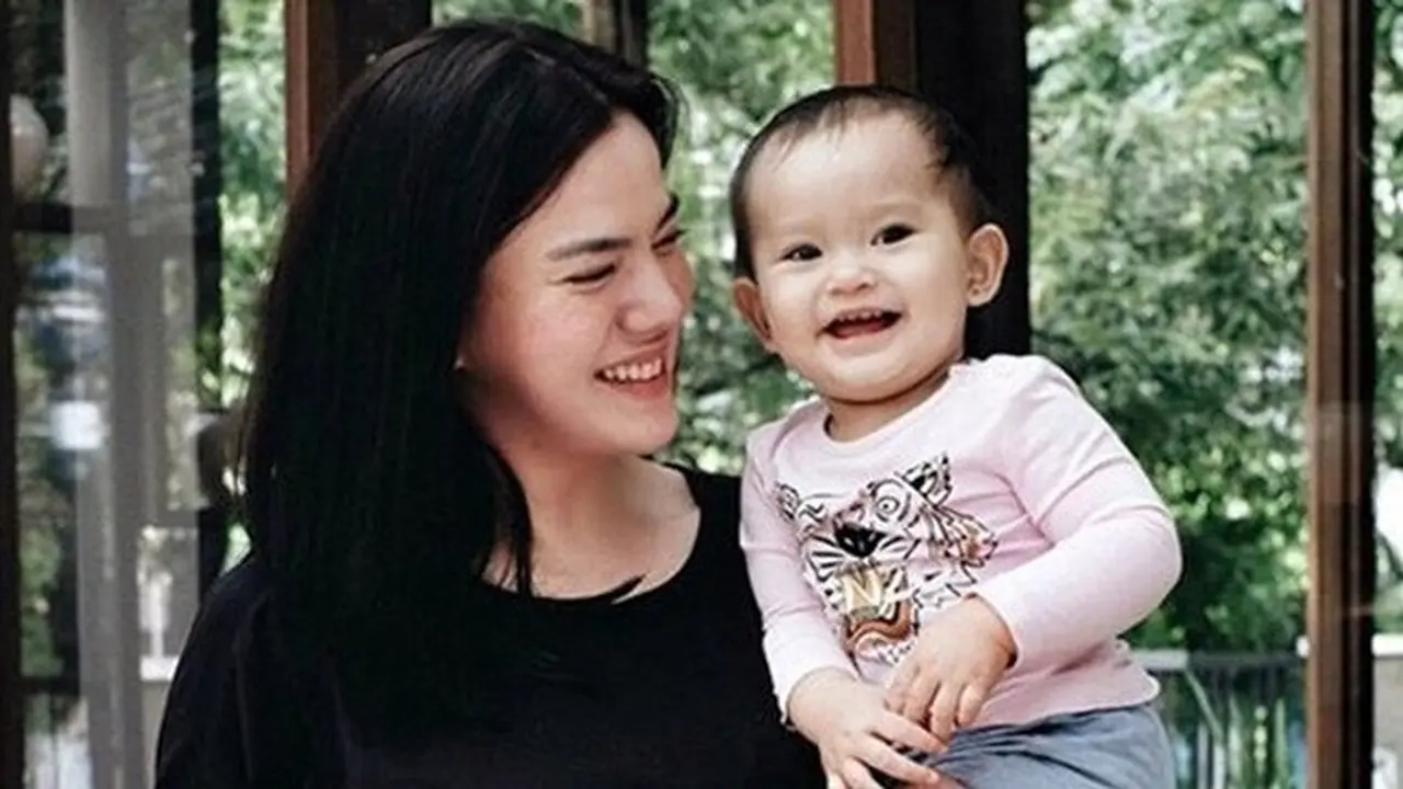 Alice Norin dan Baby Alita