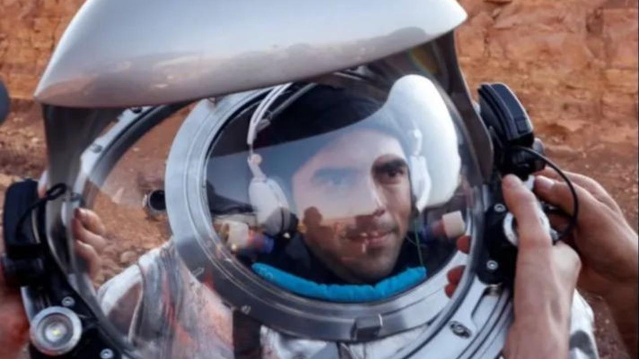 Penampakan Deretan Kostum Astronot dari Berbagai Negara