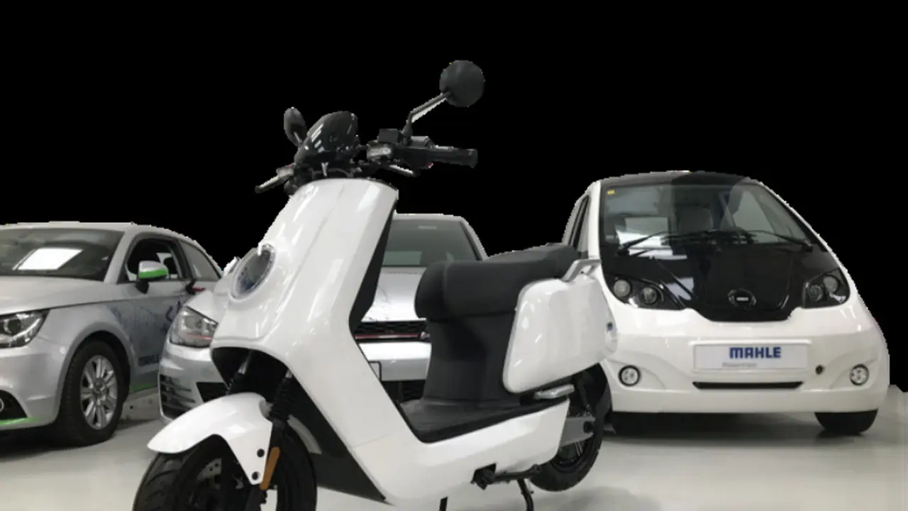 Perusahaan Ini Ciptakan Baterai Isi Super Cepat Hanya 90 Detik (Carscoops)