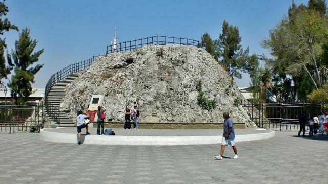 5 Fakta Cuexcomate Jadi Gunung Terkecil di Dunia, Tingginya Hanya 13 Meter
