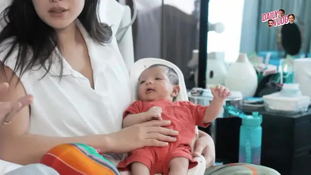 [Fimela] Jessica Iskandar dan Vincent Verhaag