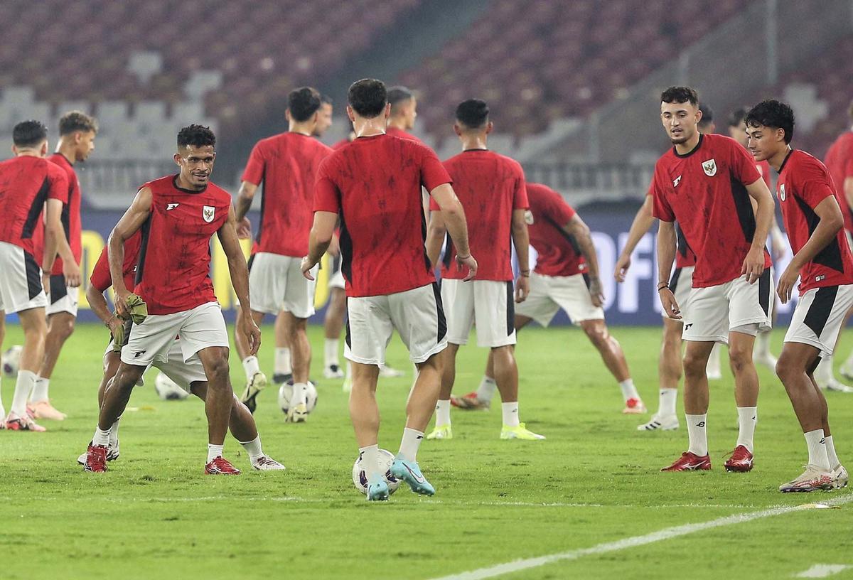 FOTO: Latihan Terakhir Timnas Indonesia Jelang Laga Melawan China