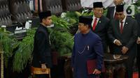 Prabowo Subianto dan Gibran Rakabuming Raka resmi menjabat sebagai Presiden dan Wakil Presiden periode 2024-2029. (Liputan6.com/Herman Zakharia)