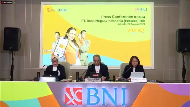 Direktur Utama BNI Royke Tumilaar dalam paparan kinerja BBNI, Kamis (22/8/2024). (Pipit/Liputan6.com)