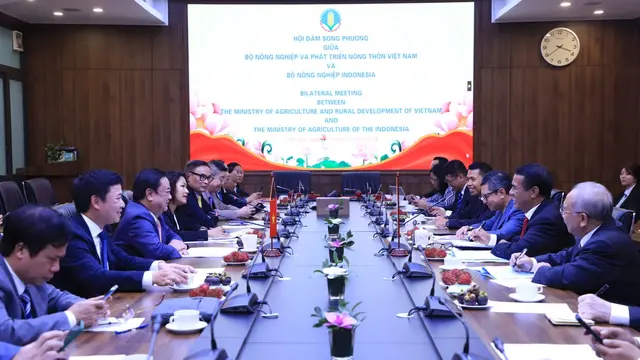Mentan Amran Kunjungi Vietnam Bahas Pertanian Masa Depan