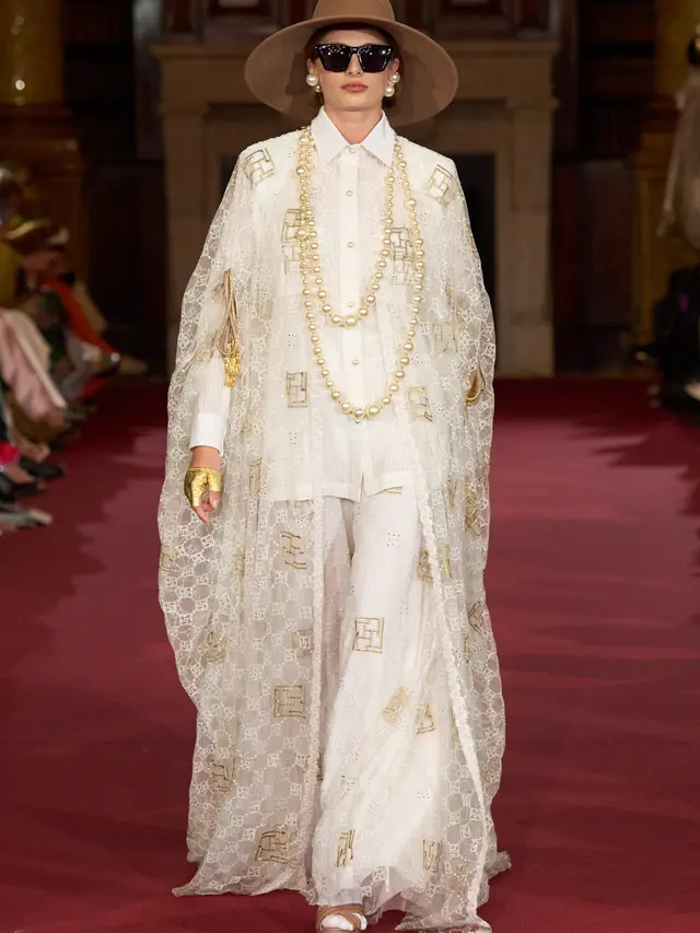 The English Roses, Koleksi Raya dari Ivan Gunawan yang Mekar di London Fashion Week