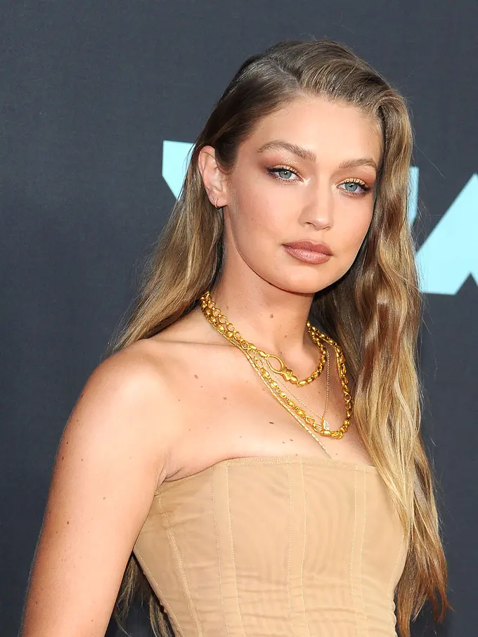 [Fimela] Gigi  Hadid