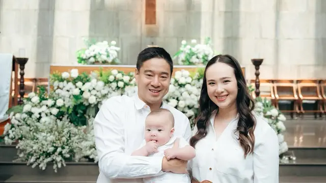 7 Selebriti Rayakan Natal Pertama sebagai Orang Tua di 2024