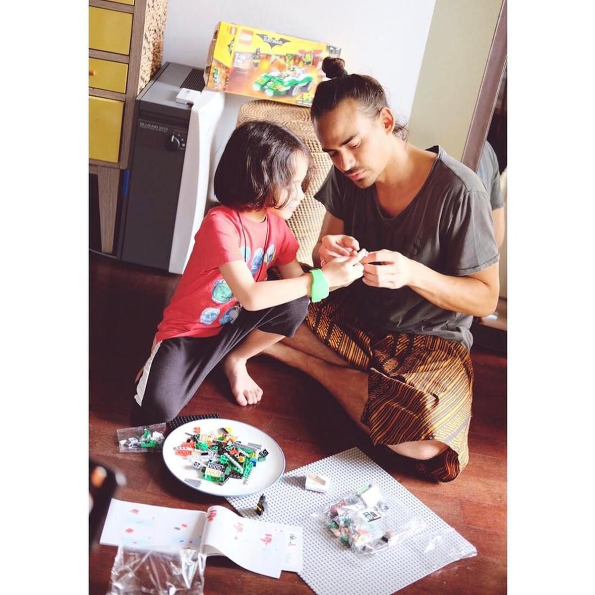 Ashraf Sinclair dan Noah Sinclair