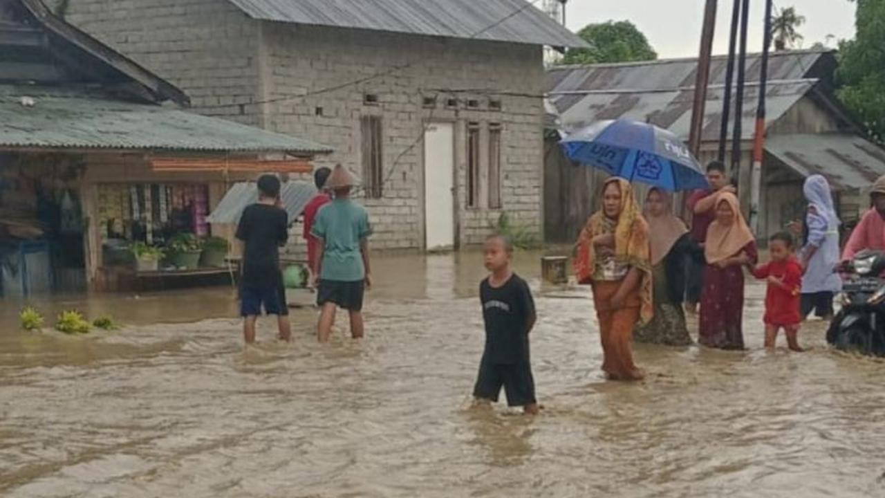 Banjir Donggala Rendam Ratusan Rumah di Sirenja dan Balaesang, BPBD Sulteng Bergerak Cepat