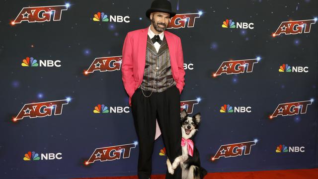 Adrian Stoica dan Hurricane