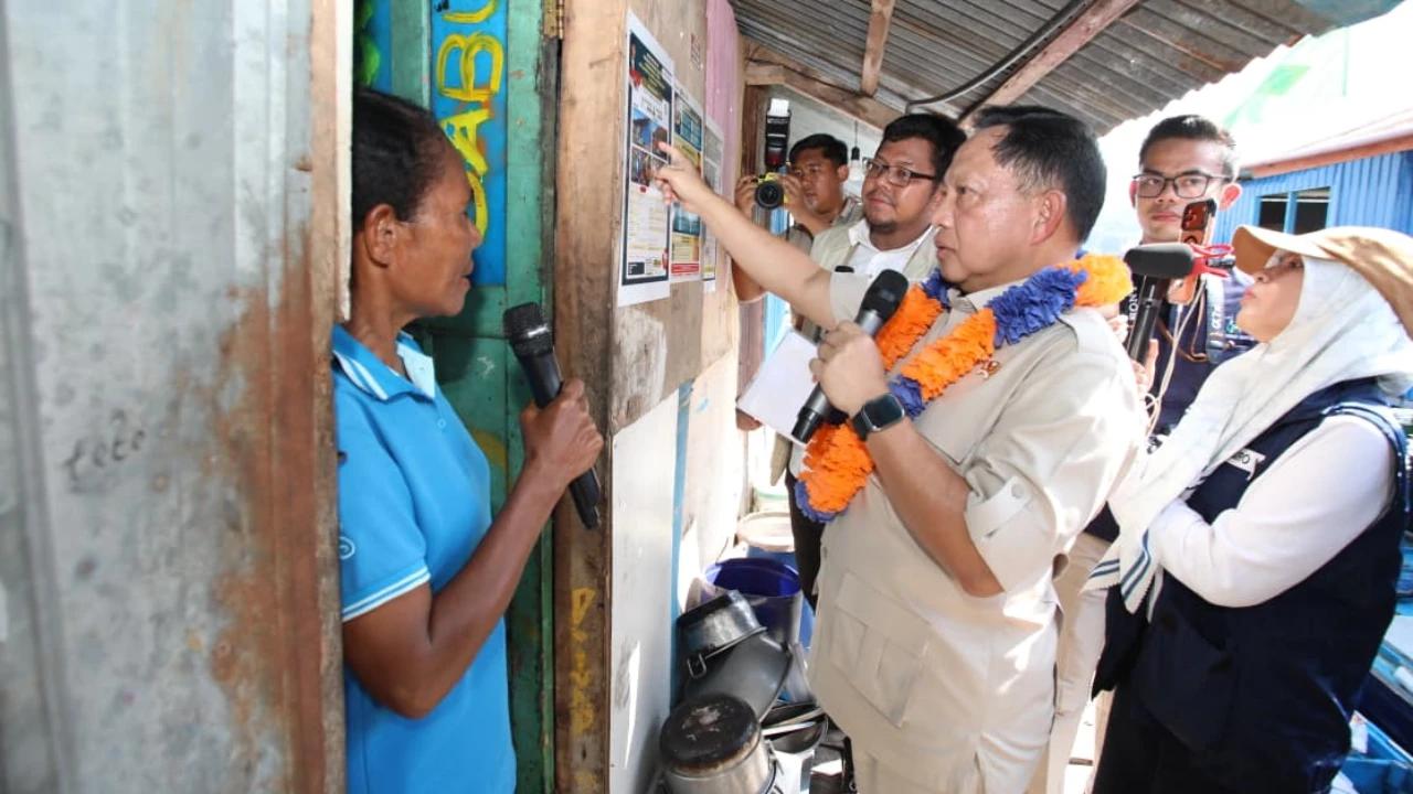 Usai Sambangi Program Perumahan di Skouw, Mendagri Cek BSPS di Kampung Nelayan Tanjung Ria