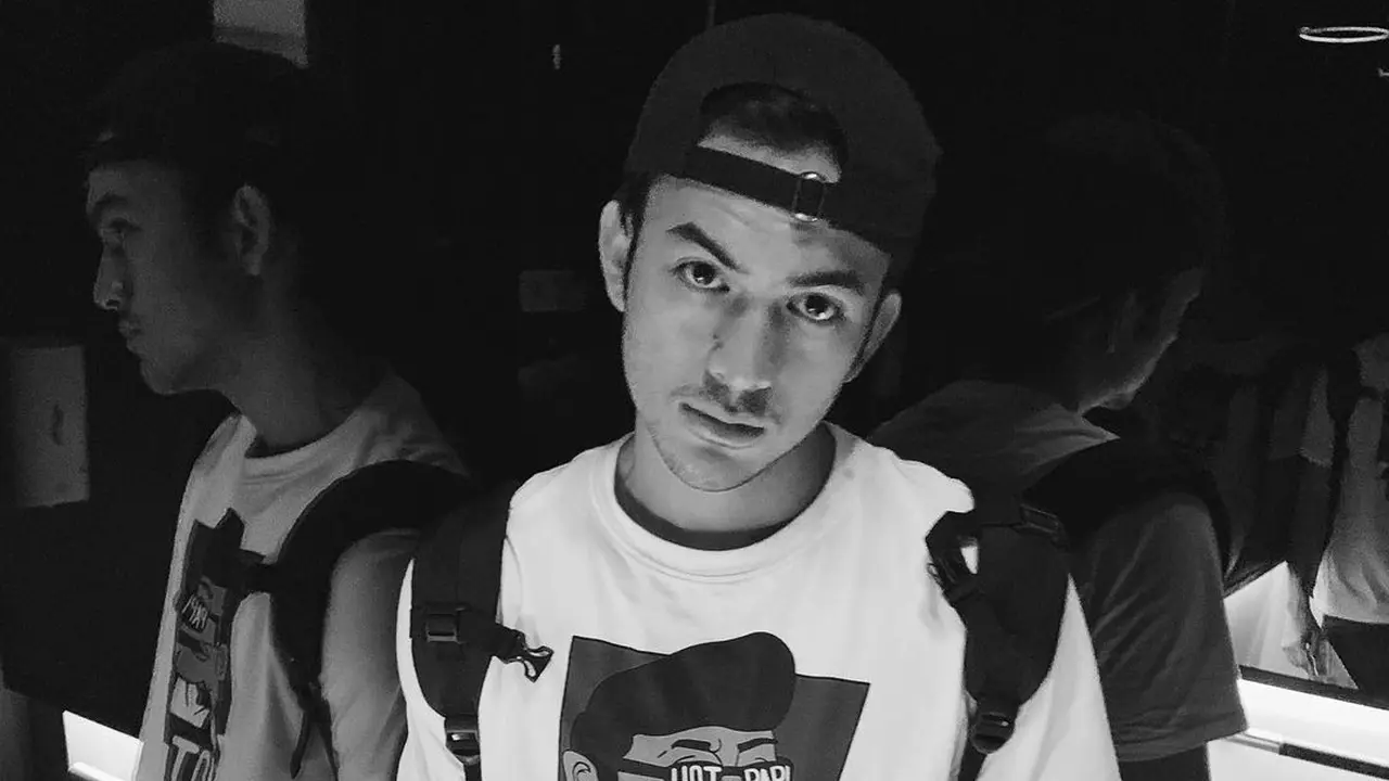 Rizky Nazar.