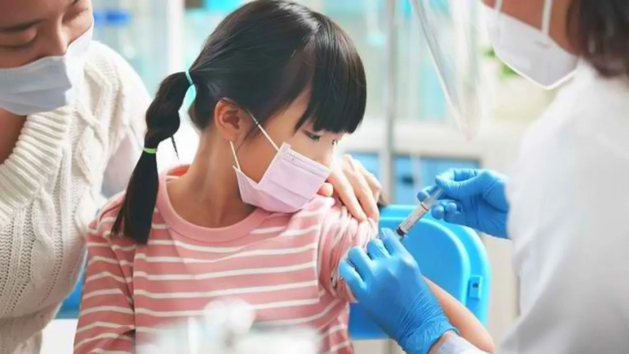 Vaksinasi Covid-19 untuk anak. foto.Klikdokter (Arfandi Ibrahim/Liputan6.com)