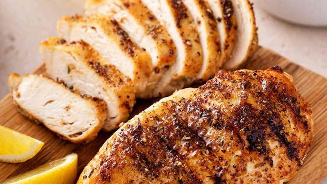 Diet Gak Harus Membosankan, Ini 5 Menu Olah Dada Ayam yang Nikmat, Lezat dan Mudah Cara Membuatnya