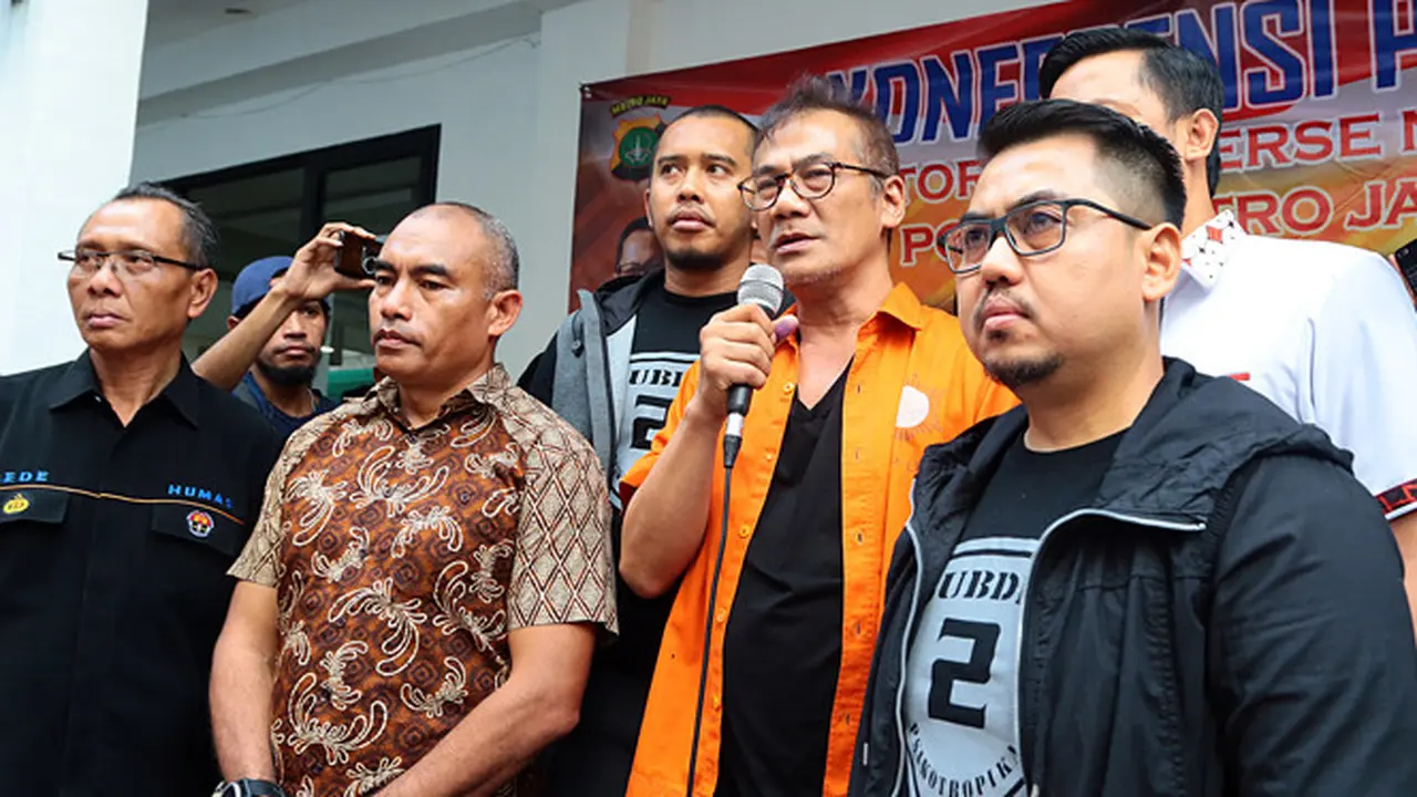 [Bintang] Tio Pakusadewo