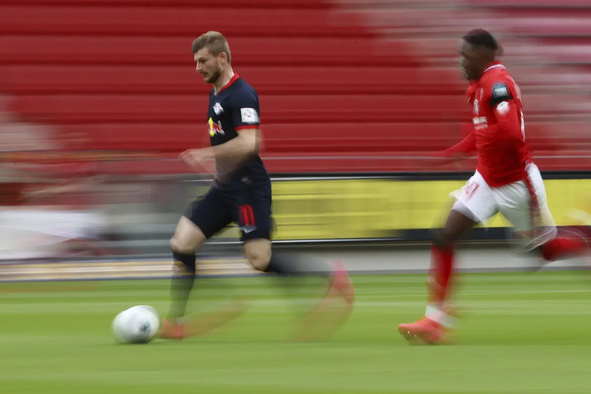 RB Leipzig Pesta Gol ke gawang Mainz 05