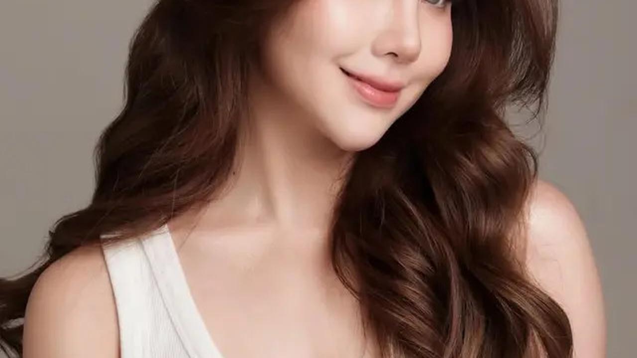 10 Model Rambut Agatha Chelsea, Lurus Panjang hingga Bergelombang
