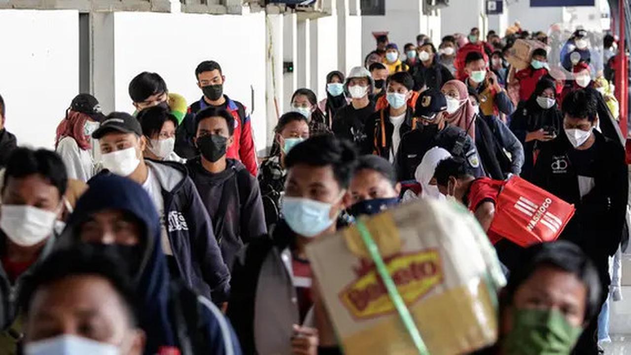 Risih Pertanyaan Kramat 'Kapan Nikah' saat Kumpul Lebaran, GenZ Bagikan Trik buat Meresponsnya