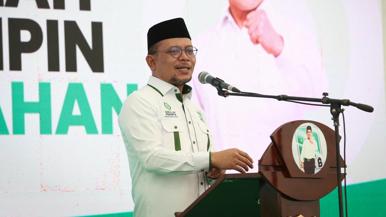 Polemik PPN 12 Persen, Hanif Dhakiri Minta Pemerintah Jaga Daya Beli Masyarakat agar Tak Lesu