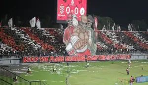 Suporter Tamu Kembali di BRI Super League, Ferry Paulus dan Ratu Tisha Kirim Pesan