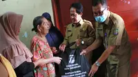 Warga disabilitas di Kota Tangerang mulai mendapatkan bansos dampak kenaikan BBM. (Istimewa)