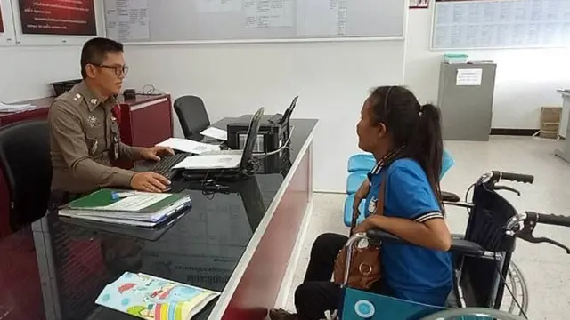 Diinjak oleh Tukang Pijat, Wanita Malang Ini Malah Alami Kelumpuhan