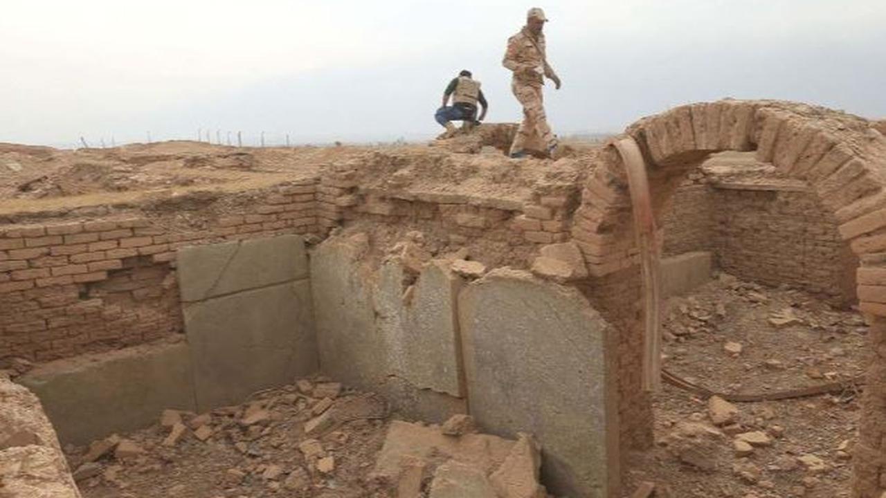 Kota kuno Nimrud berada di wilayah Irak saat ini, sekitar 30 kilometer di selatan kota Mosul.
