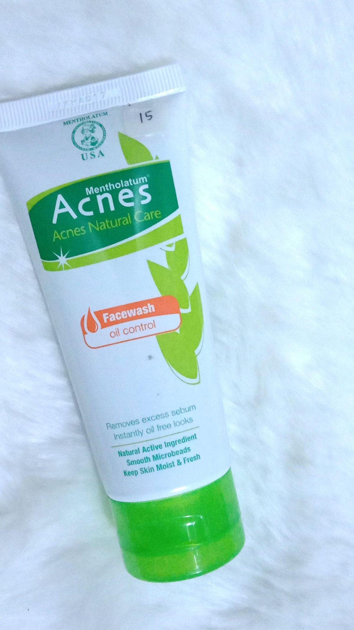 <b>Natural Care Oil Control Acnes  Face Wash</b>