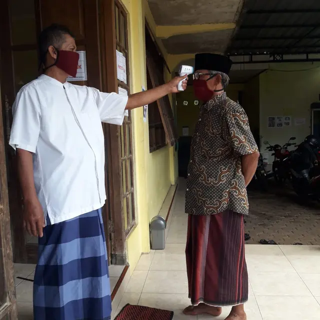 Cek Suhu Tubuh
