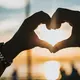 Ilustrasi cinta lansia (Foto: Unsplash/Tyler Nix)