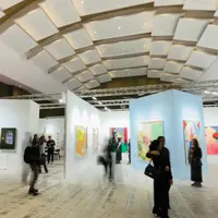 Resmi dibuka, intip keseruan Art Jakarta 2024 di JIExpo Kemayoran. [Dok/Fimela/Hilda Irach].