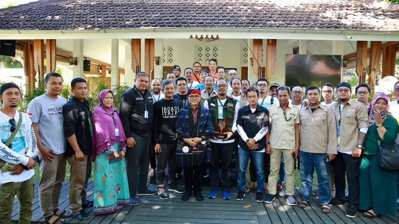 Keelokan Banyuwangi Dijadikan Tujuan Gathering  Penggemar Ford Se-Indonesia